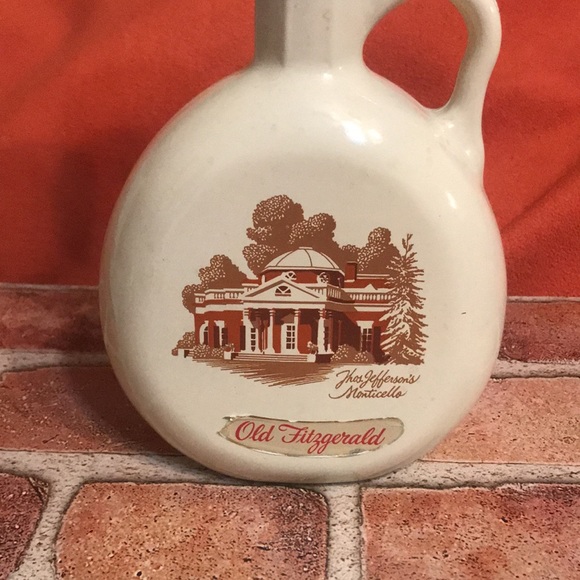 1849 Thomas Jefferson Monticello OLD FITZGERALD decanter - Picture 2 of 6
